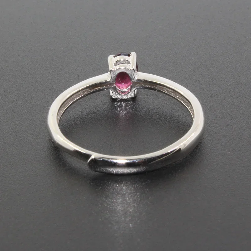 Простое кольцо для помолвки с красным турмалином овальной огранки 0 4 карата из