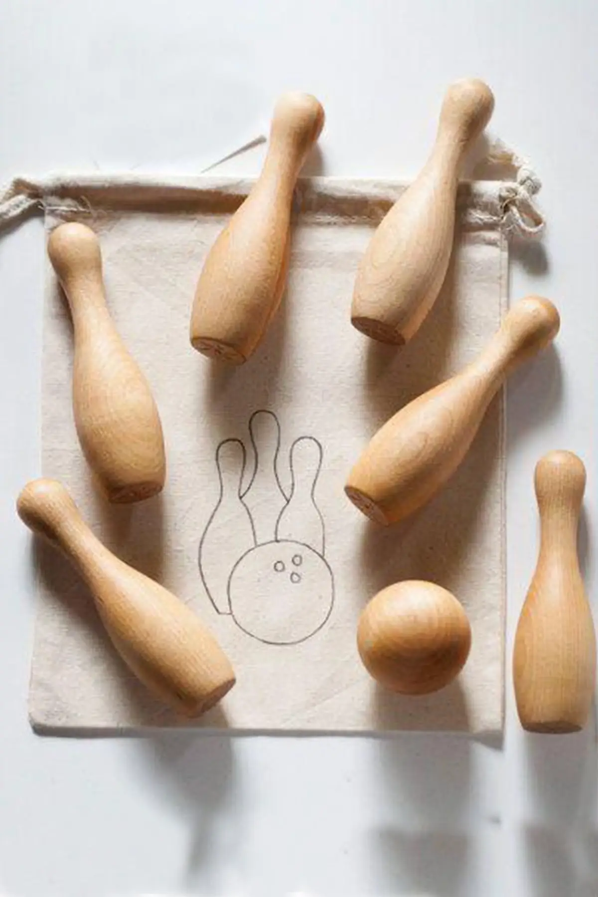 

Wooden Bowling Set For Kids Bottle Set Bowling Ball 6 Pcs Bowling Set Children Sports Toy 13 Cm Height Gift
