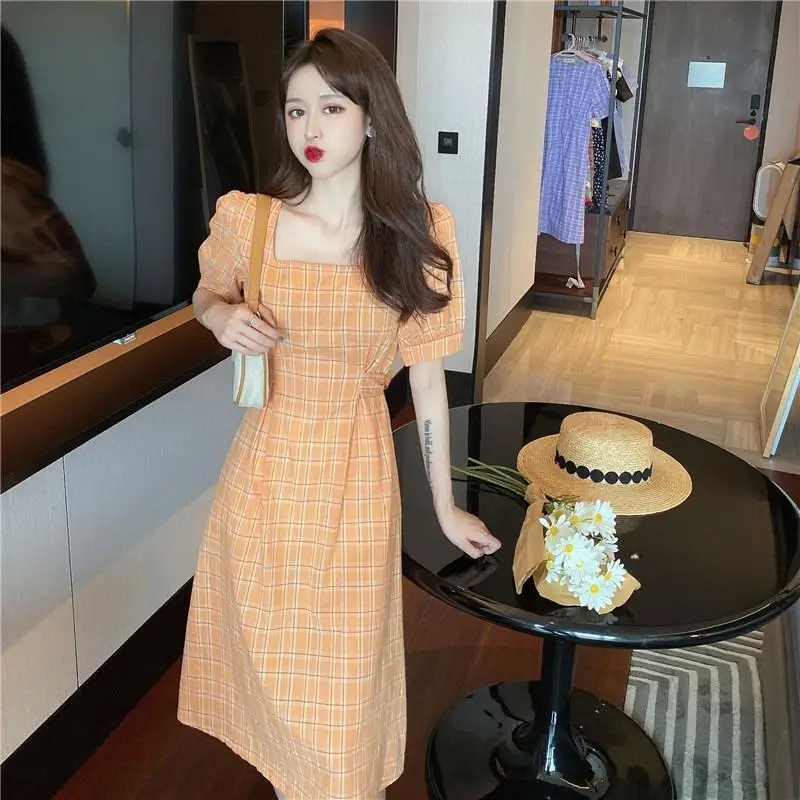 

2023 Summer Sweet Plaid Dress Lace Up Women Cottagecore Dress Elegant Square Collar Mide-Calf Length Short Sleeve Dress New Girl