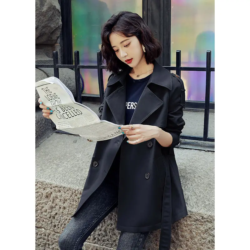 Женский короткий тренчкот на весну и осень двубортная маленькая куртка в