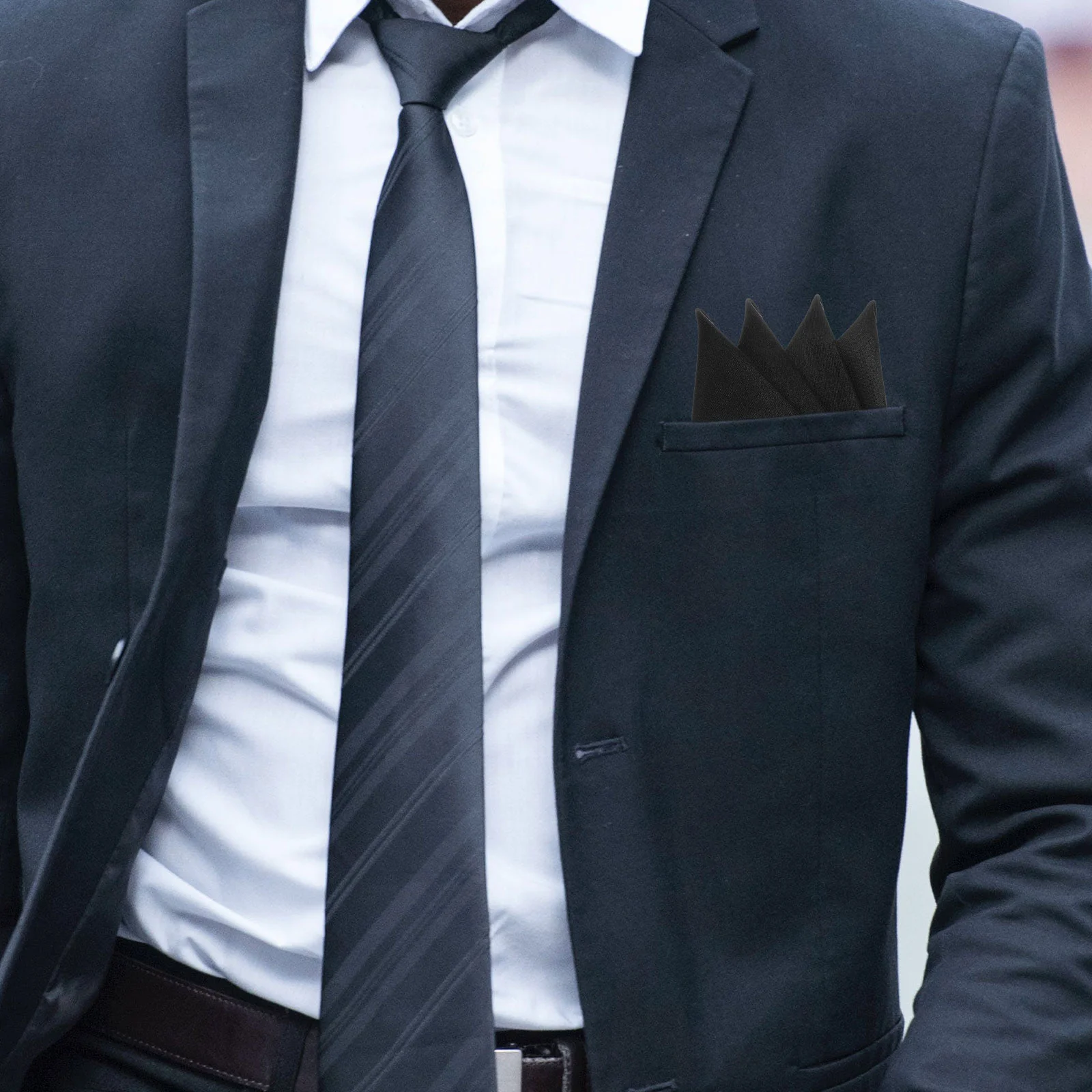 Рисунок 4 - Мужской Карманный носовой платок