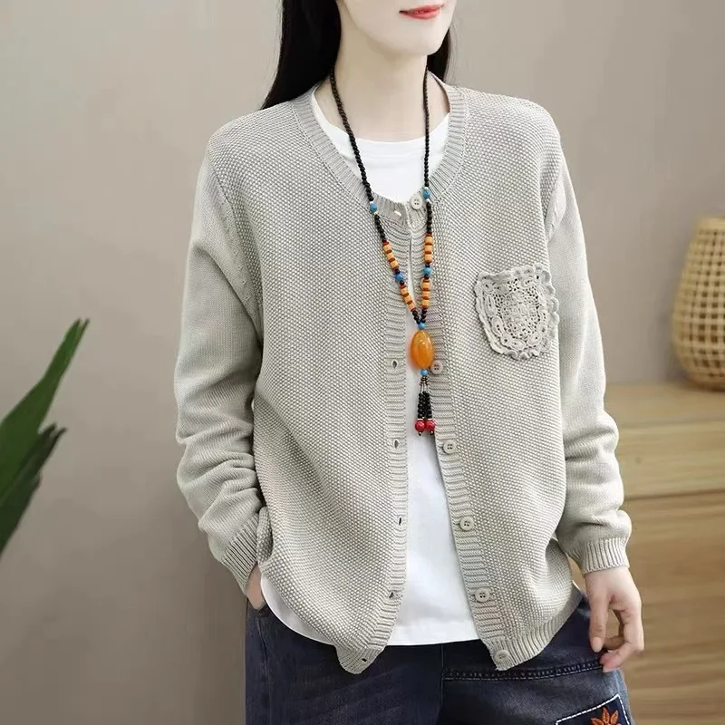 Женский свитер с вышивкой свободный однотонный кардиган круглым вырезом верхняя