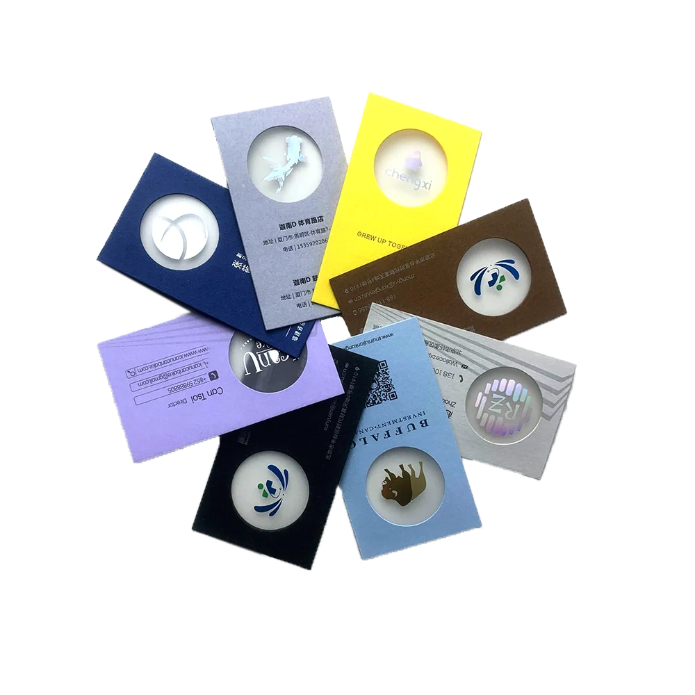 

The Business Cards Personalized Free Design Stamping And Printed Black Gold Laser Silver Creativity High-Grade Simple.