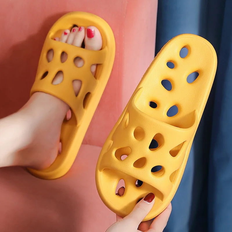 

Men'S And Women'S Home Indoor Bathroom Slippers Bathing Water Leaking Non-Slip Deodorant Soft Bottom Household hotel Sandals
