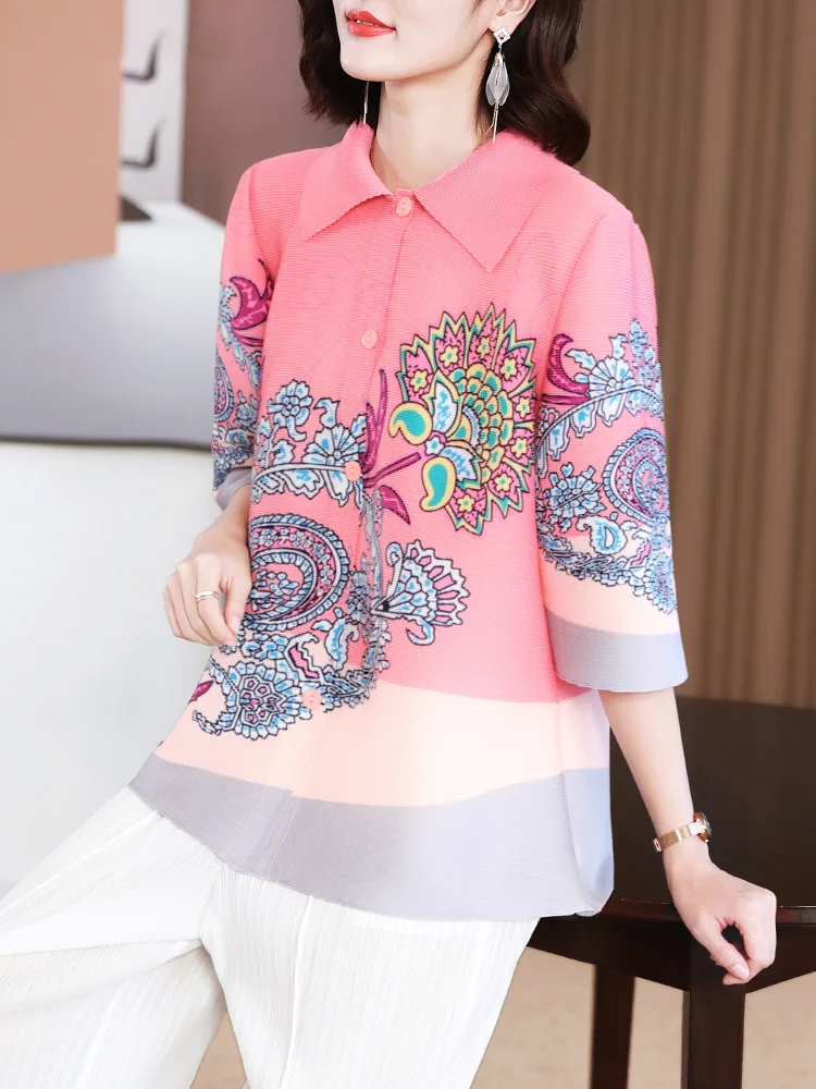 

Женская плиссированная куртка с принтом, весна-лето 2023