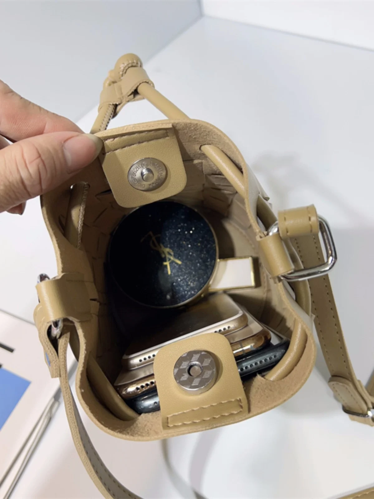 Новая модная тканая сумка-ведро на плечо универсальная однотонная женская сумка