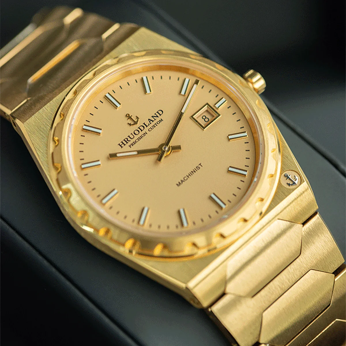 Hruodland 2025 новые модные мужские кварцевые часы 37 мм с сапфировым стеклом светящиеся