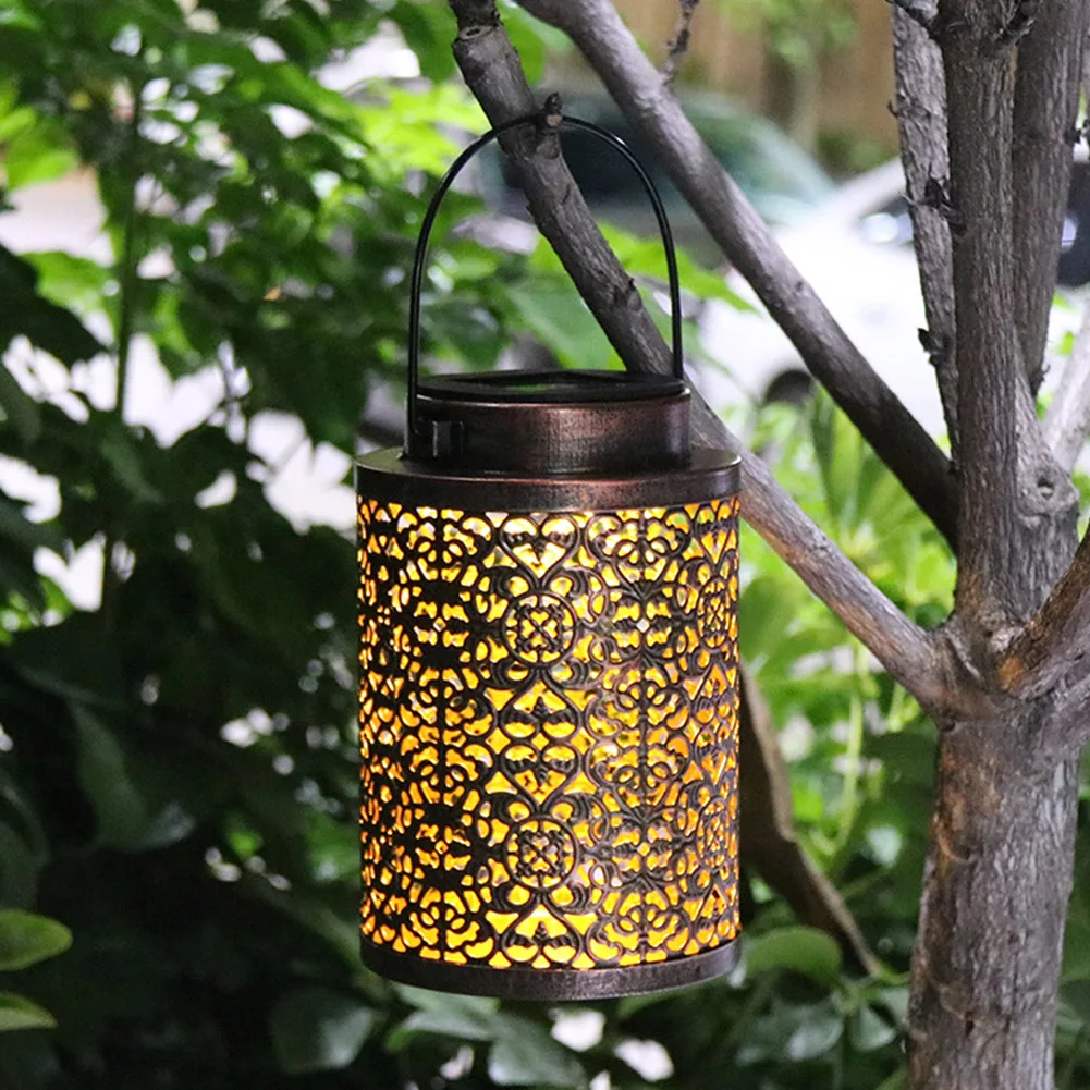 

Outdoor Lighting Landscape Hanging Lantern Retro Led Iron Art Lawn Fence Home Decor Waterproof Pathway Night Garden Solar Lamp