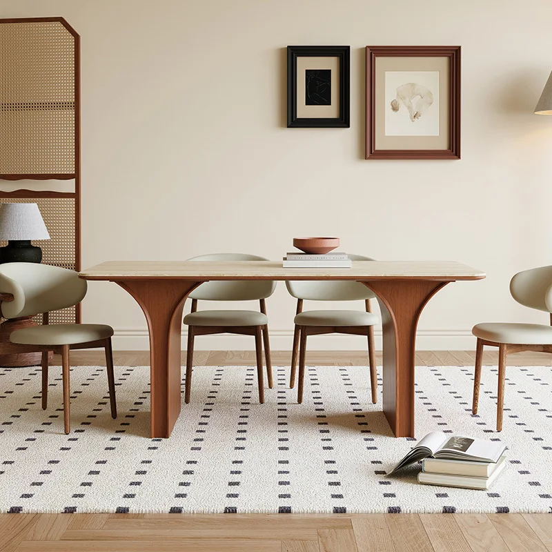 Французский винтажный обеденный стол в минималистском средневековом стиле