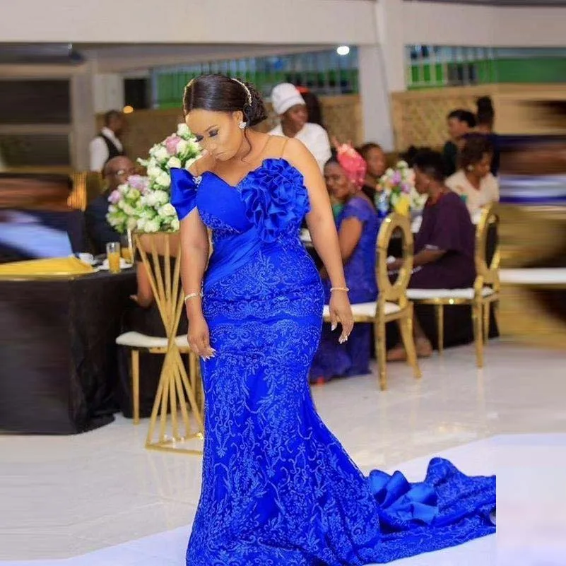 

Женское вечернее платье-Русалка Aso Ebi, длинное атласное платье синего цвета с кружевной аппликацией на одно плечо для выпускного вечера