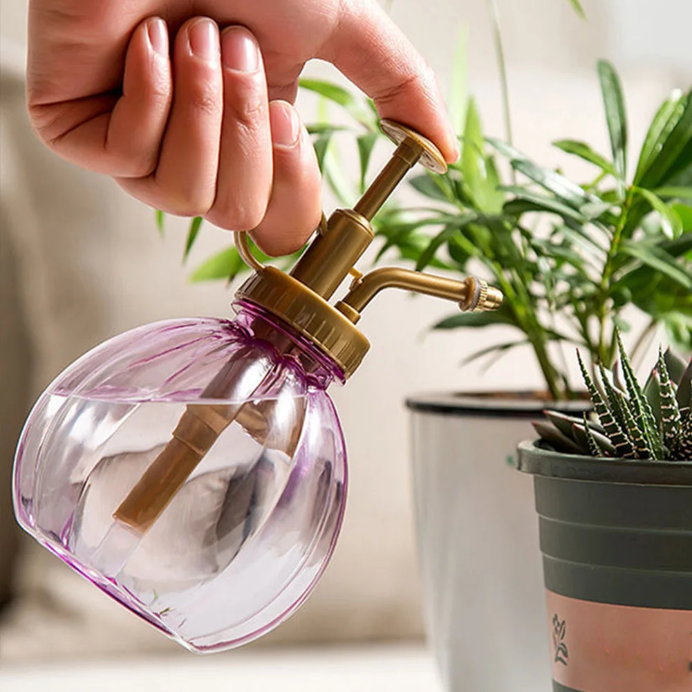 

Portable Colored Pumpkin Shaped Plastic Irrigation Pot Gardening Supplies Hand Pressed Spray Bottle Plant Flower Watering Pot