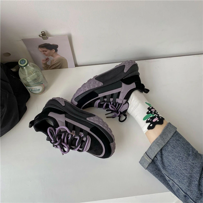 Кроссовки женские прогулочные на толстой подошве 6 см весна 2023