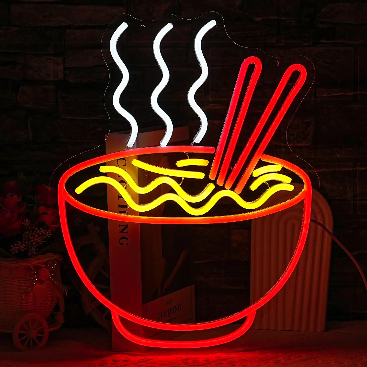 

Неоновая вывеска Lucky Cat Noodles