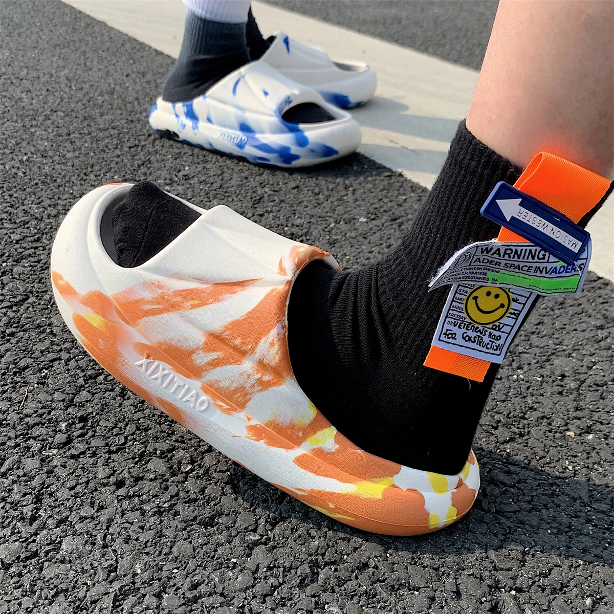 2022 New Summer Couple EVA Material Adult Fashion Women's Sandals Trend All-match Light Sandals Non-slip Deodorant Thick Bottom