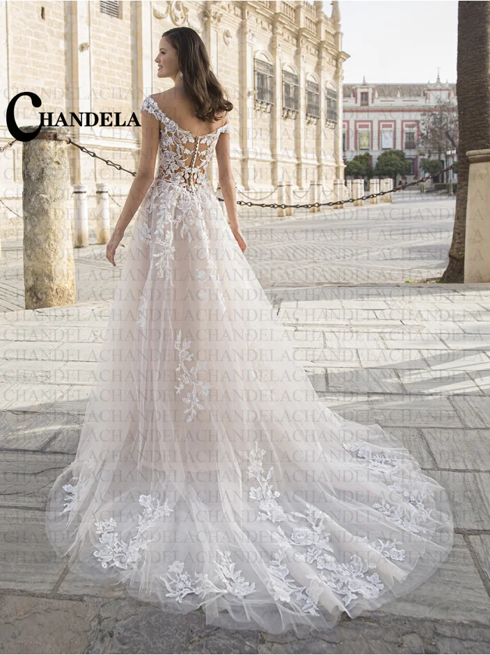 Рисунок 2 - Женское платье с открытыми плечами CHANDELA