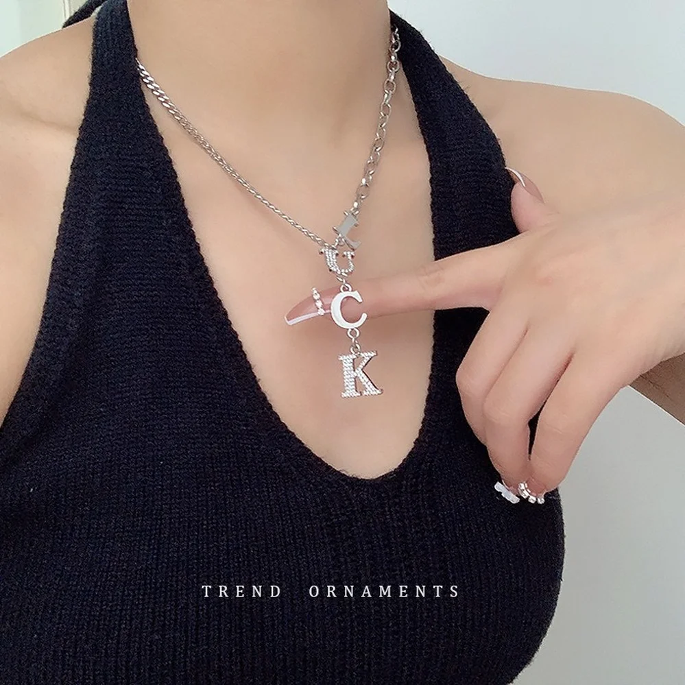 

New Fashion Letter Pendant Necklace ForWomen Shiny Zircon L U C K Clavicle Chain Hip-hop NeckChain Trend Charm Girl Jewelry Gift