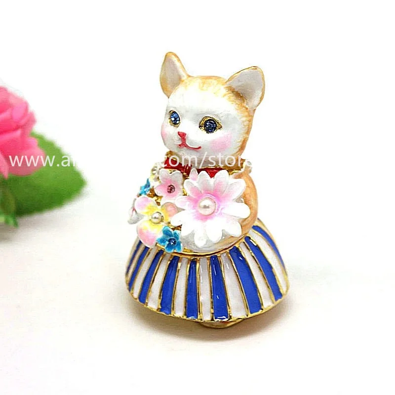 Cat Lady Holding Flower Shape Crafts Small Ring Holder Women Gifts