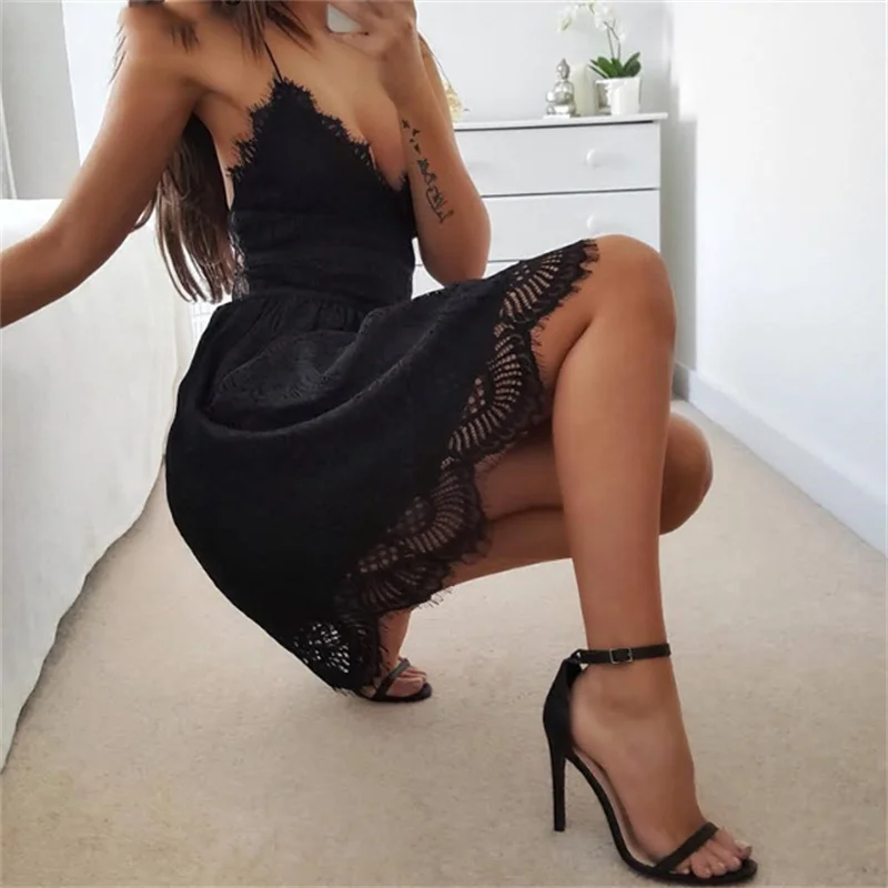 

2022 Summer New Fashion Lace Backless Women Dresses Sexy V-Neck Camisole Short Dress Clothings Casual Solid Vestidos Female