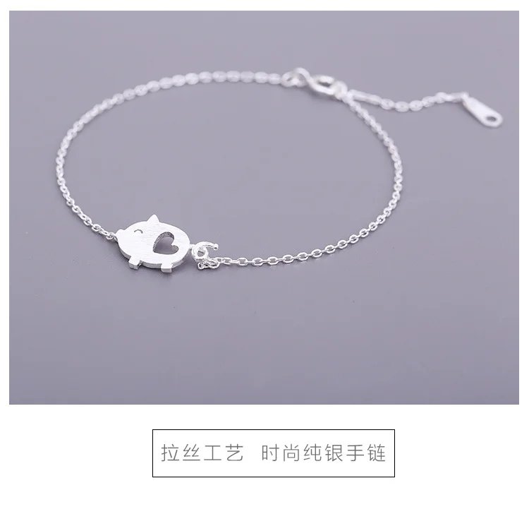 

S925 sterling silver hand-drawing piglet bracelet