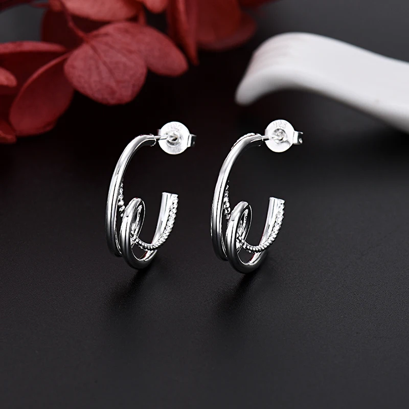 

Fashion Kpop 925 Sterling Silver Charms Creative Chain Earrings Stud for Women Party Wedding Designer Jewelry Holiday Gifts