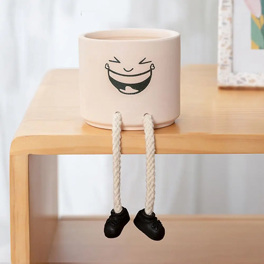 

Керамический цветочный горшок с персонажем