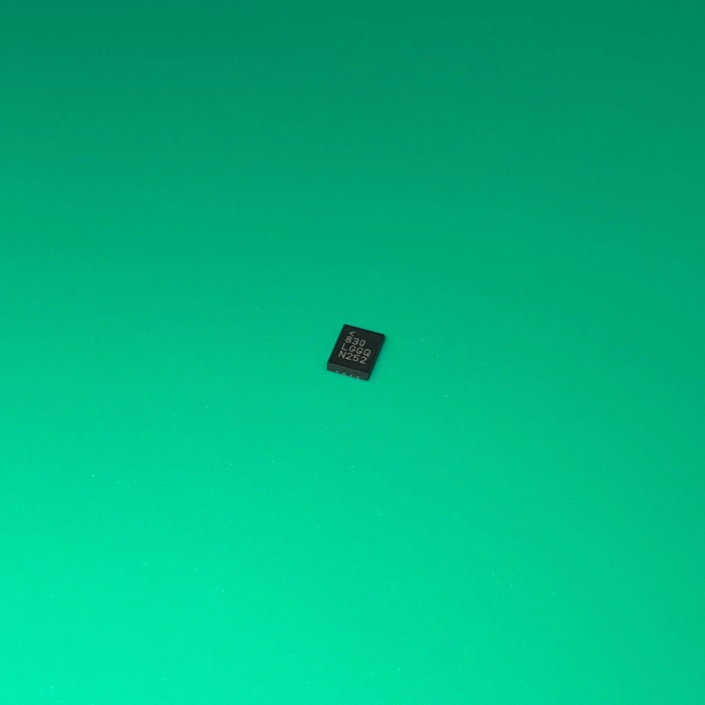 LT8614IUDC QFN20 LGGQ LT8614 IUDC IC REG BUCK ADJUSTABLE 4A 20QFN Step-Down Silent Switcher LT8614IUDC#PBF LT8614IUDC#TRPBF LT