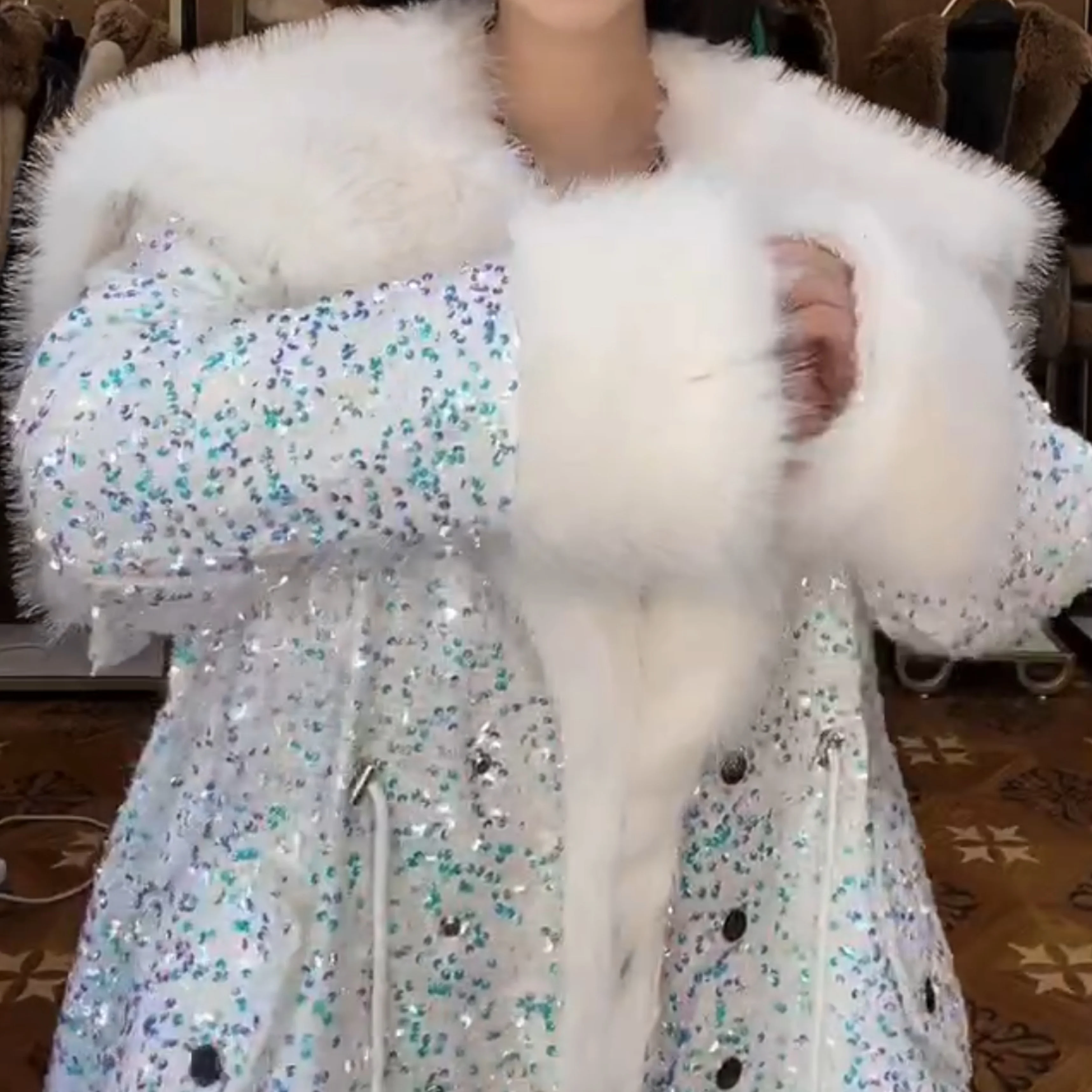 Heavy Embroidery Sequins Loose Casual Big Fur Collar Fur Coat 2022 New Winter Long Sleeve Toka Wool Fur Jacket Casaco Feminina