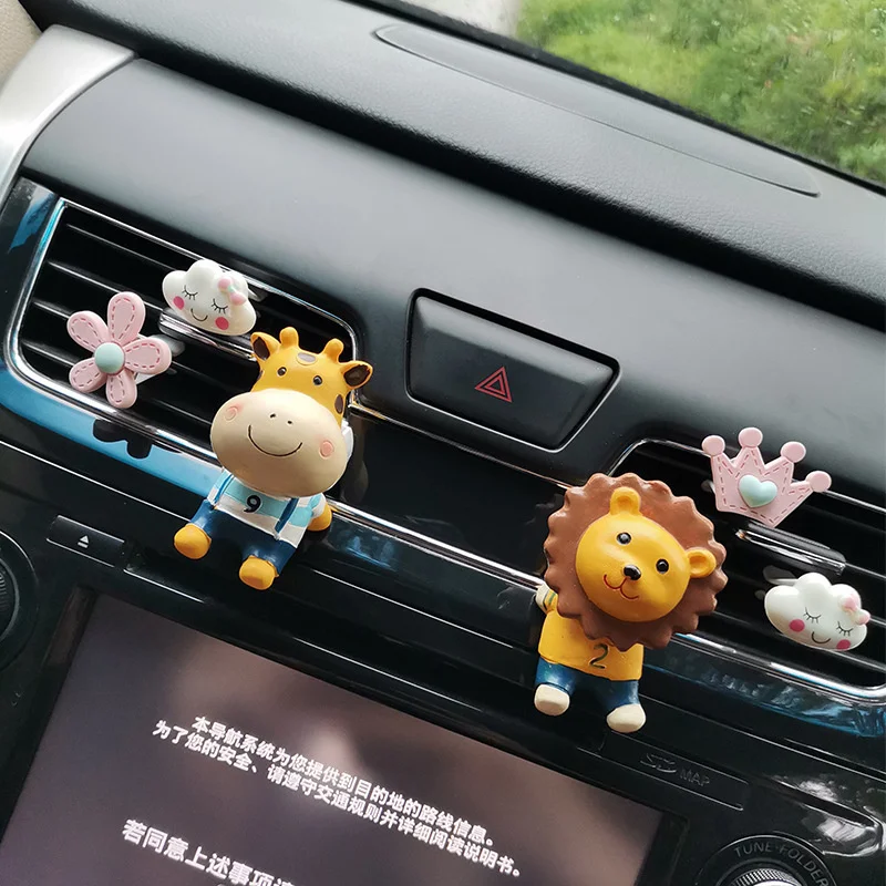 

Creative car aromatherapy car air conditioning outlet decoration cute small animal car interior decoration decoration girl gift