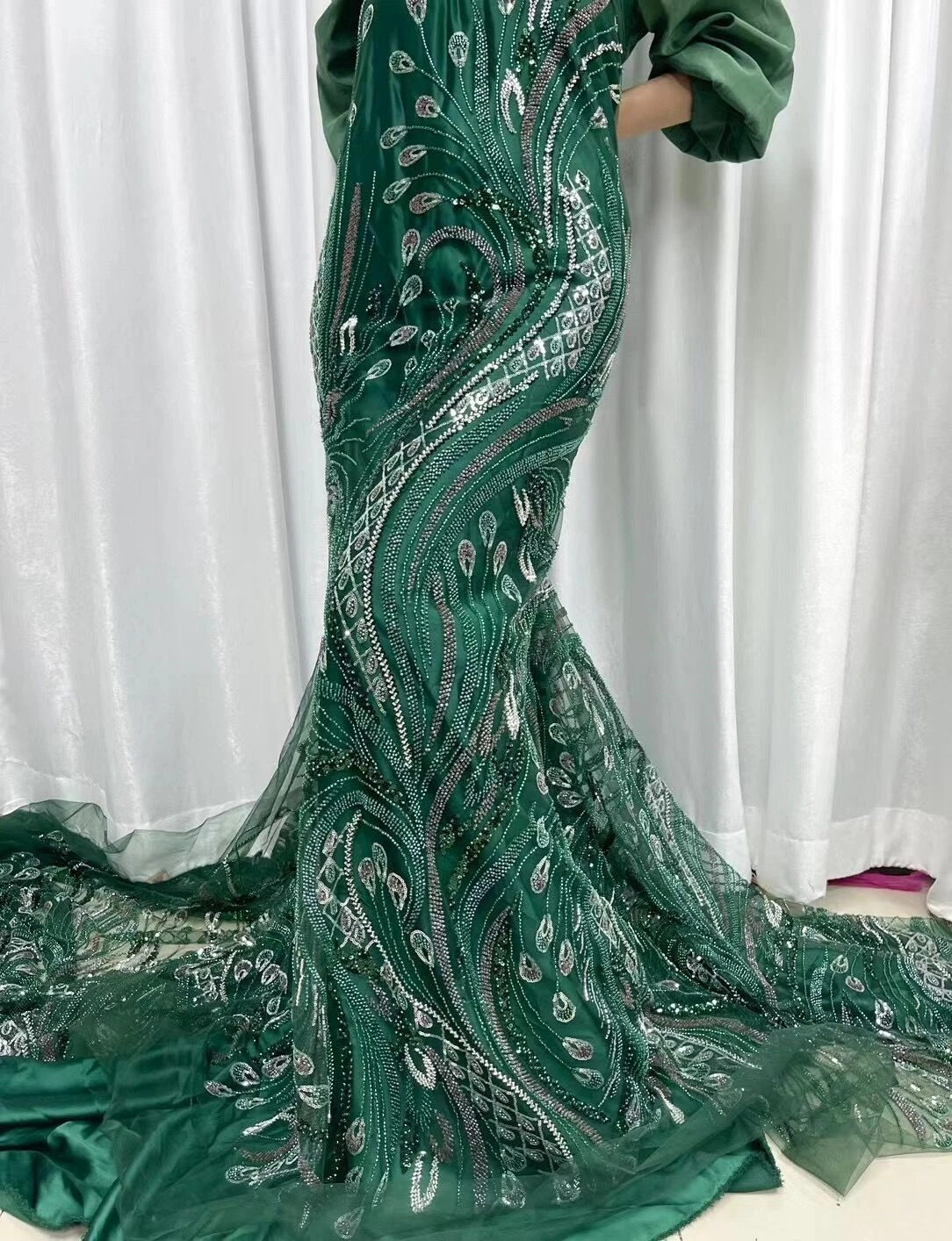 

2023 High Quality African Nigerian Lace Fabric Embroidery Tulle Pure Wedding Party Dress Guipure SequinsFor Sewing Beads 5yards