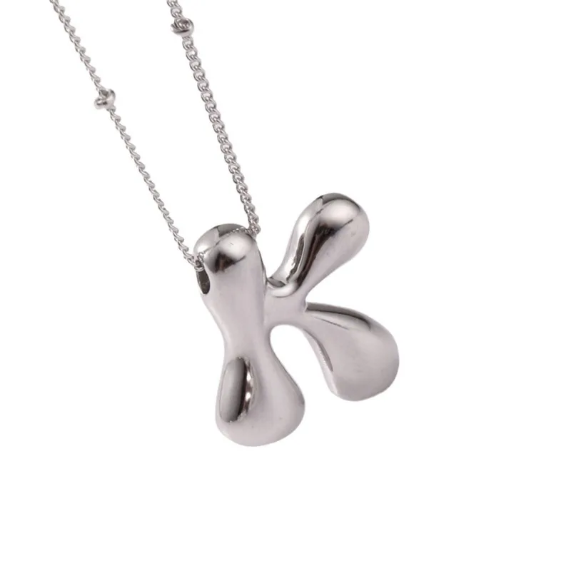 Женское ожерелье с буквами английского алфавита