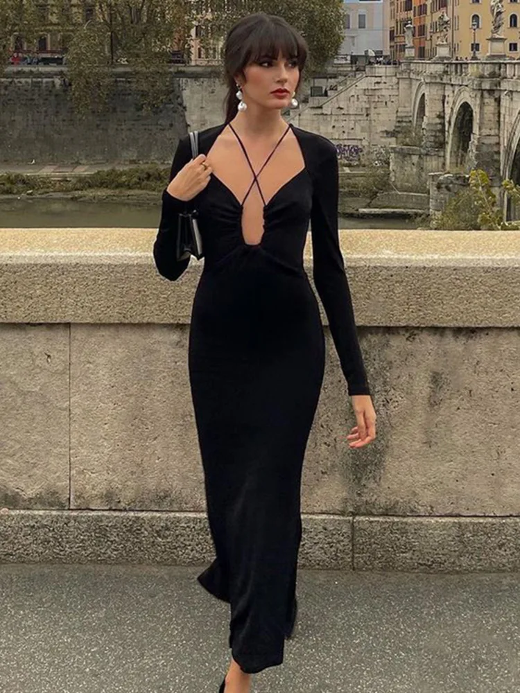 

Trendeez Elegant Fashion Plain V-neck Backless Maxi Dress