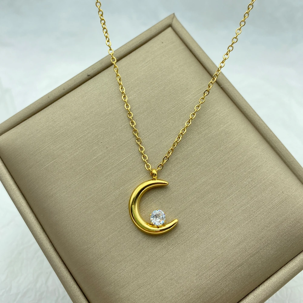 

Gold Plated Steel Moon Pendant With Zircon Stainless Steel Necklace For Women Jewerly New In Accessories Luxury Simple Design