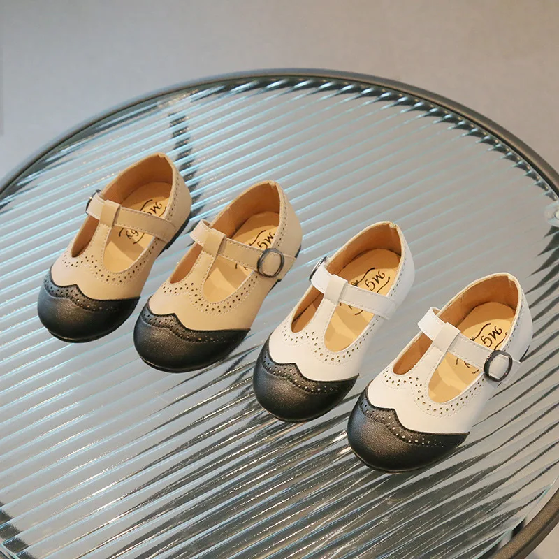 

Модные кожаные туфли для девочек с Т-образной шнуровкой, персонализированная Студенческая Повседневная школьная обувь, нескользящая детская обувь принцессы G03251