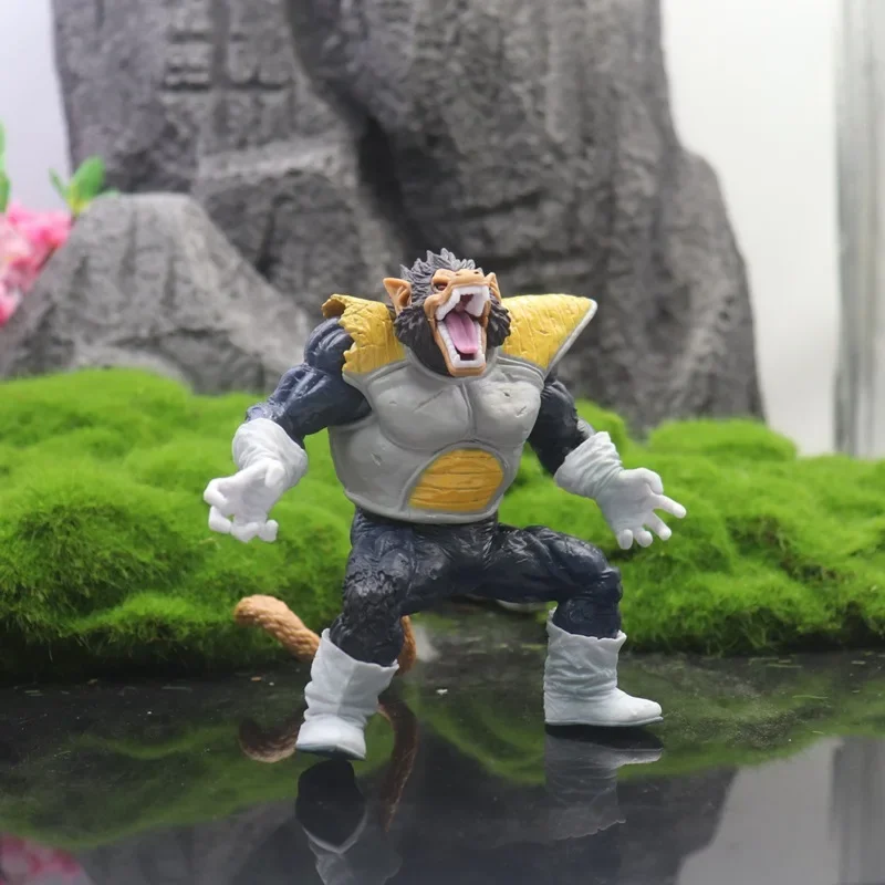 Фото Аниме-фигурка Dragon Ball Super Saiyan Vegeta Goku Golden Great Ape Gorilla, коллекционная модель, украшение для автомобиля, кукла, игрушка, подарок №3
