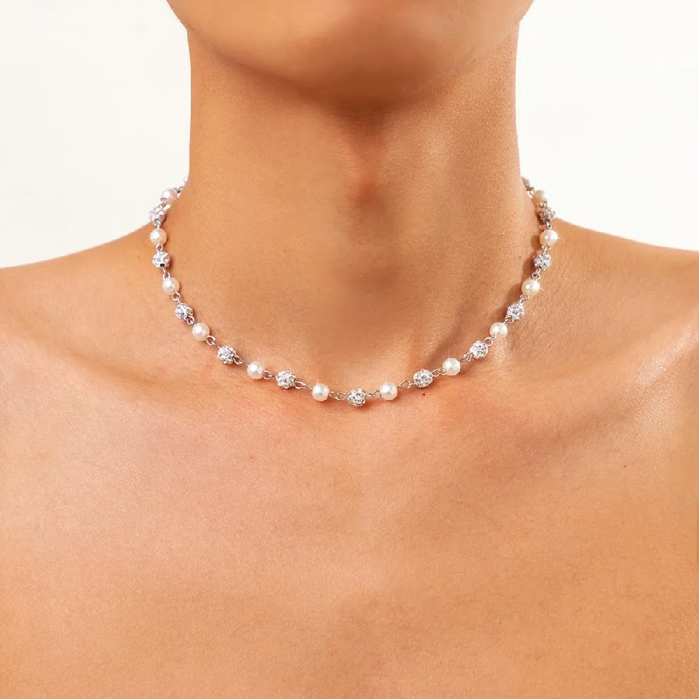 

Simple Shiny Pearls Rhinestone Ball Choker Necklace for Women 2023 Minimalist Elegant Clavicle Chain Bridal Party Jewelry Gifts