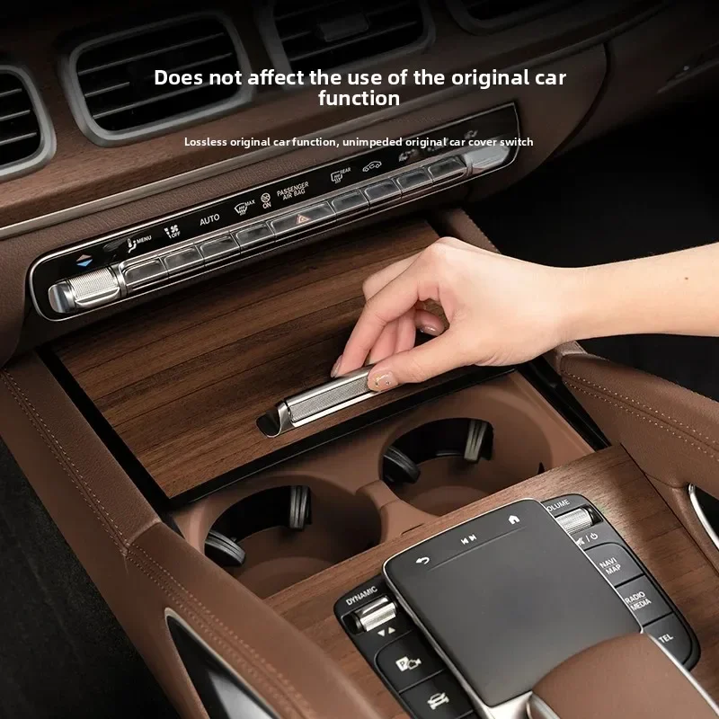 Фото Подстаканник и беспроводная зарядная панель для Mercedes 24-25 GLE W167 350 v167 купе gls x167 450 500e 350d, аксессуары для отделки салона. №3