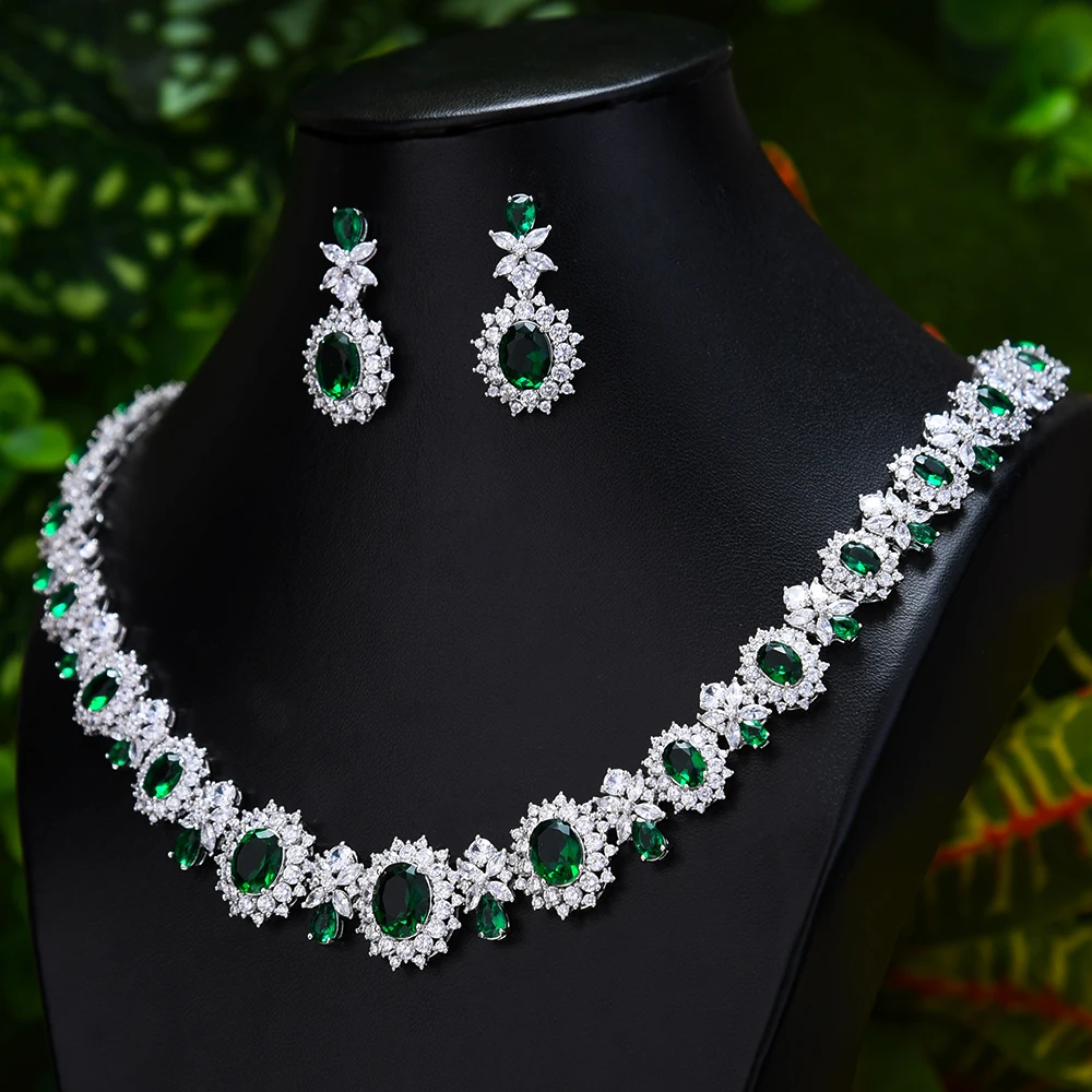 

Soramoore Famous Brand Wedding Necklace Earrings Jewelry Sets For Women Bridal 2 pcs Earring Necklace Set Big Promotion