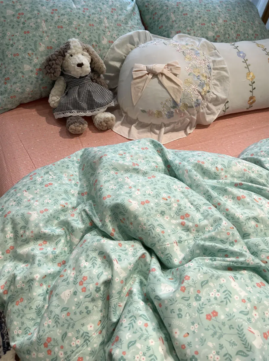 Набор с симпатичным кроликом и цветочным рисунком односпальная двухспальная