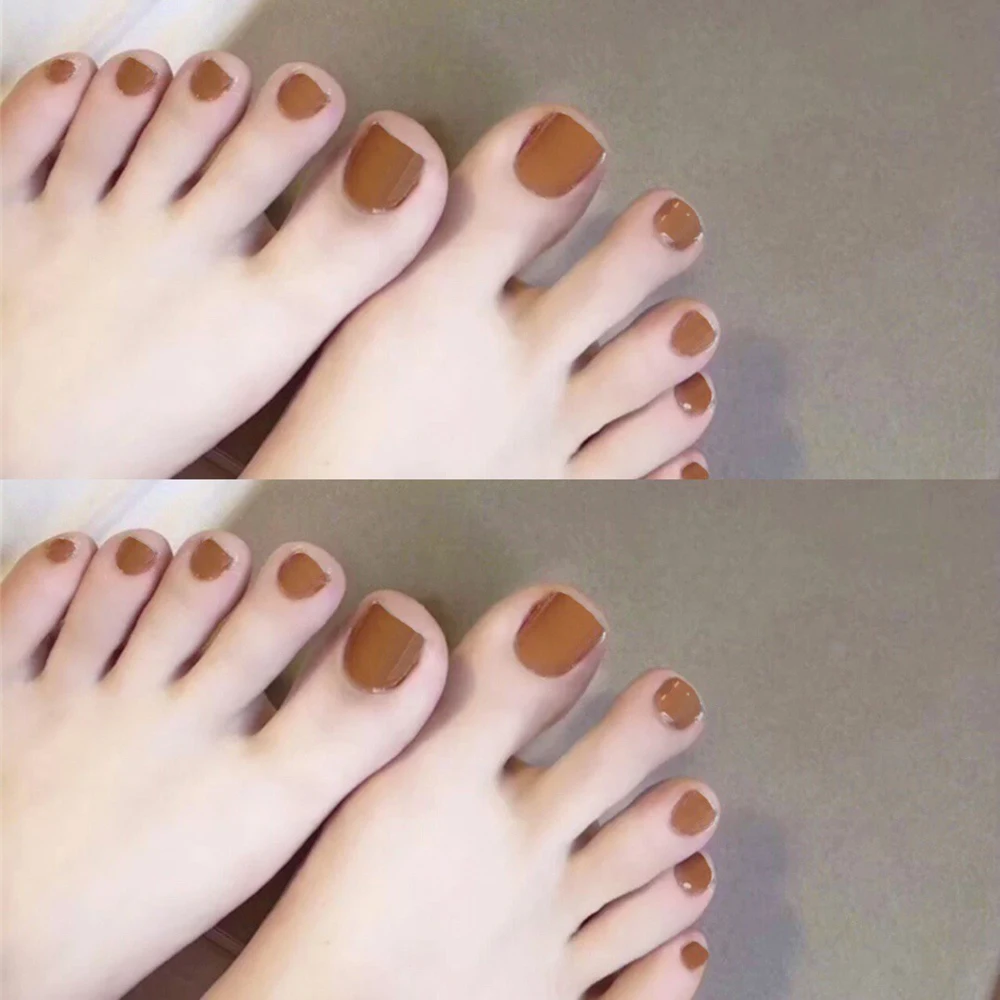 

24PCS Glossy Fake Toenails Pure Brown Short French Full Cover False Toenails