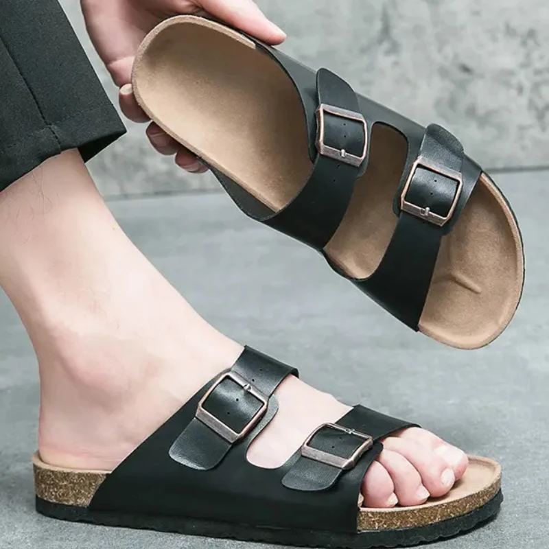 

Summer Fashion Pu Leather Couple‘s Casual Slippers Fashion Outside Flip-flop 2023