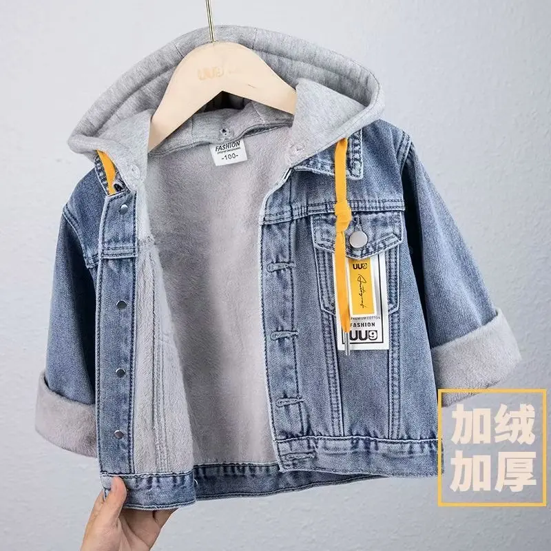 

Boys Winter Thick Warm Denim Coat Kids Velvet Fur Hooded Jackets Outerwear Autumn Winter Children Windproof Overcoat 2023 New