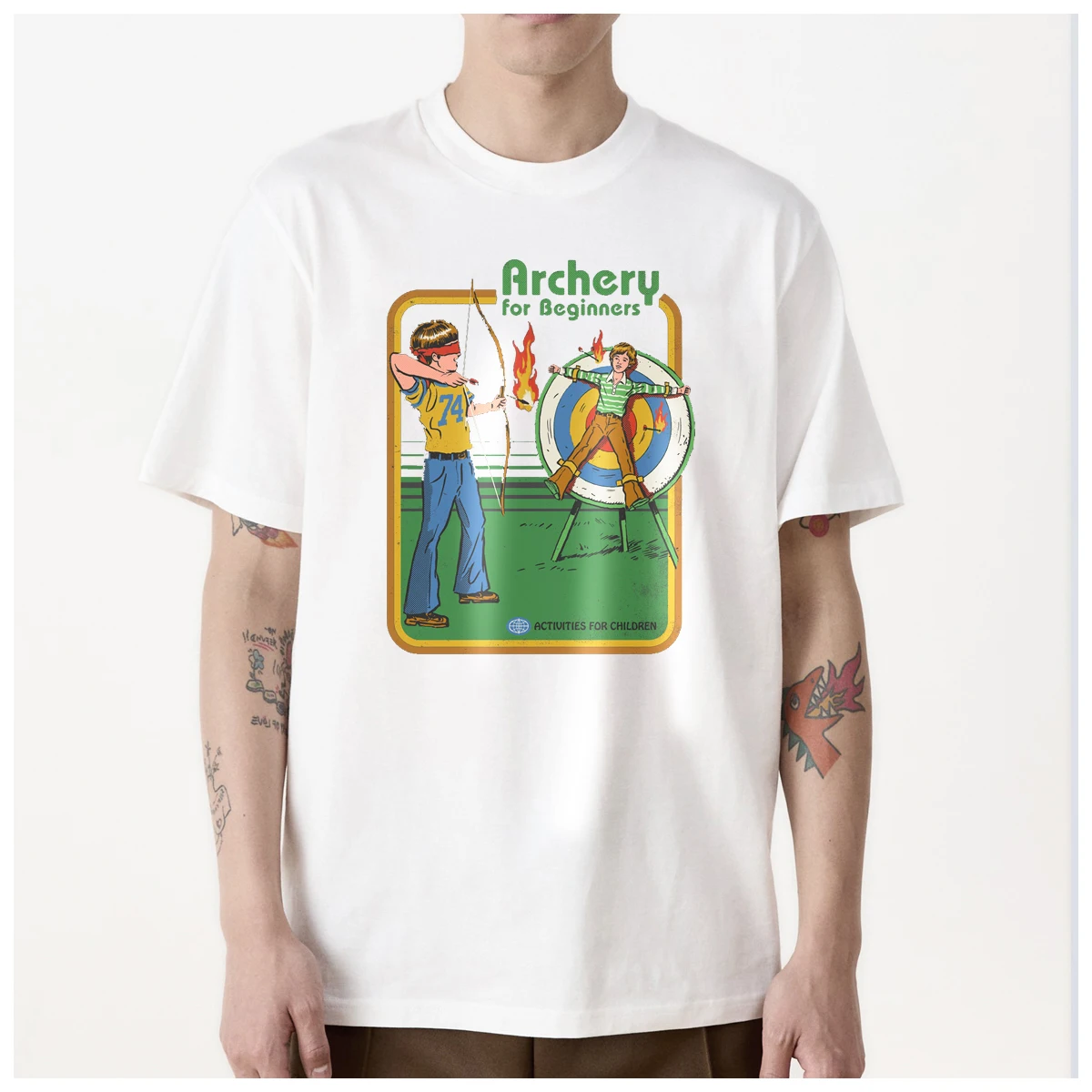 Футболка с американскими иллюстрациями позволяет вызвать Демонов и поднять ад