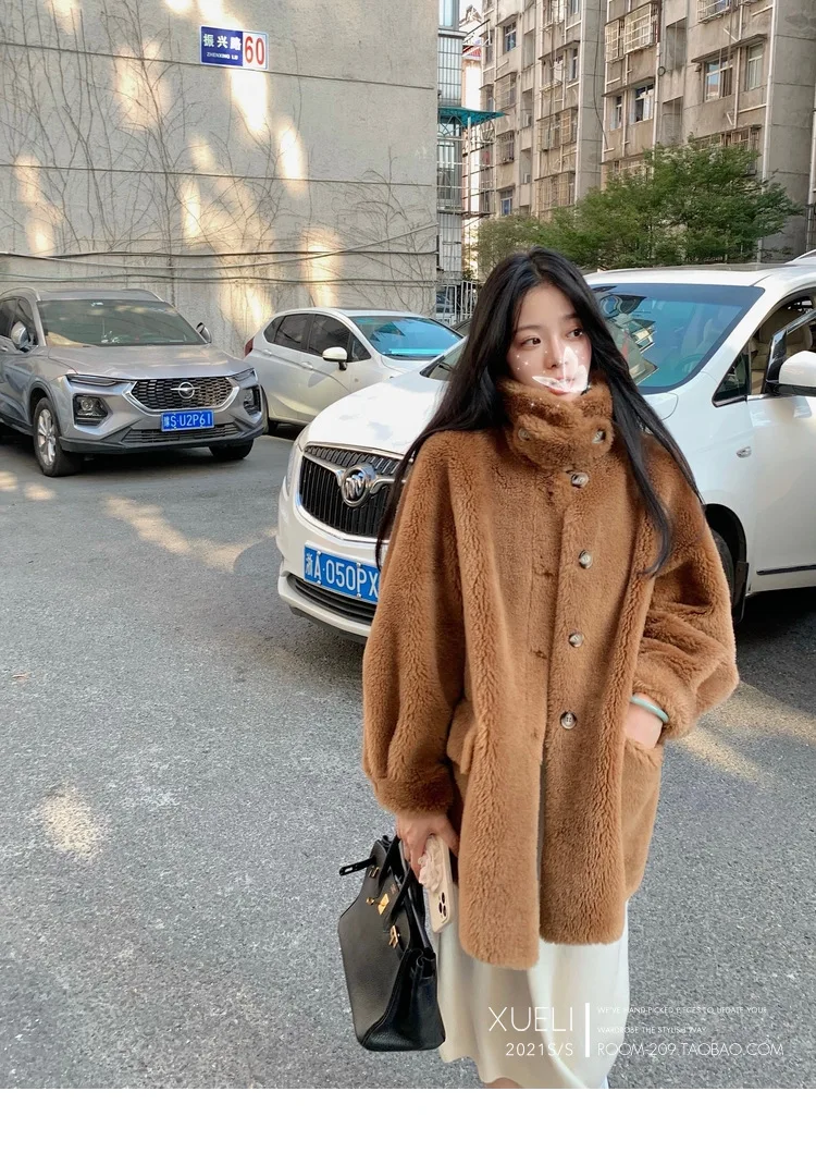 Sheep wool, lamb wool, fur coat