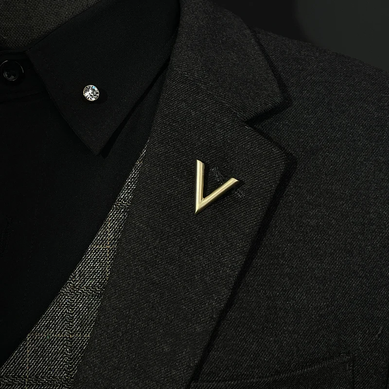 Металлическая брошь ICEYY в виде буквы цвет ассортименте