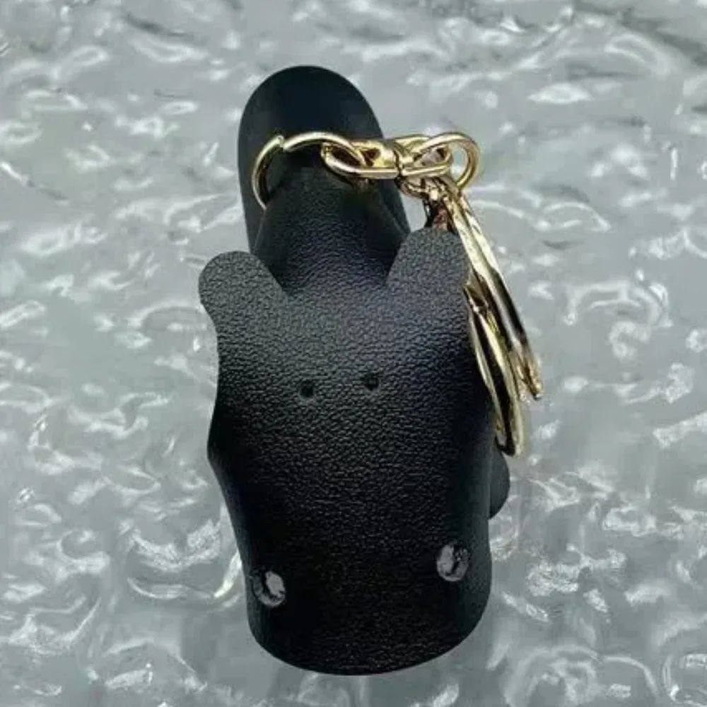 Брелок для ключей Mini Moo Deng брелок светящийся карлик бегемот подвеска с защитой от