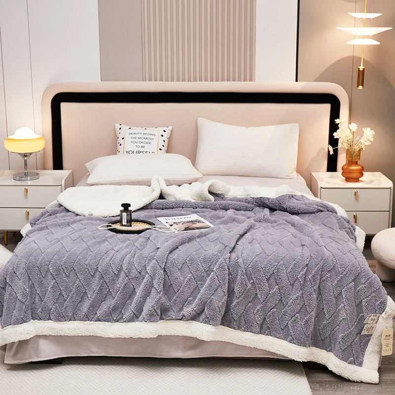 

Imitation Lamb's Wool Warm Autumn Winter Sleeping Blanket Dual -layer Thickening Warmth Blanket Antistatic Double Blankets Queen