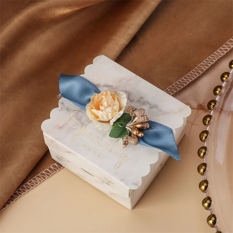 

50 шт. Индивидуальные свадебные сумки в европейском западном стиле INS с серым мрамором маленькие роскошные свадебные коробки для конфет упак...
