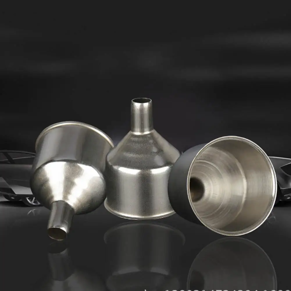 

1Pcs Mini Stainless Steel Bar Wine Flask Funnel Small Mouth Funnels for Filling Hip Flask Beer Canning Liquid Kitchen Bar Tools