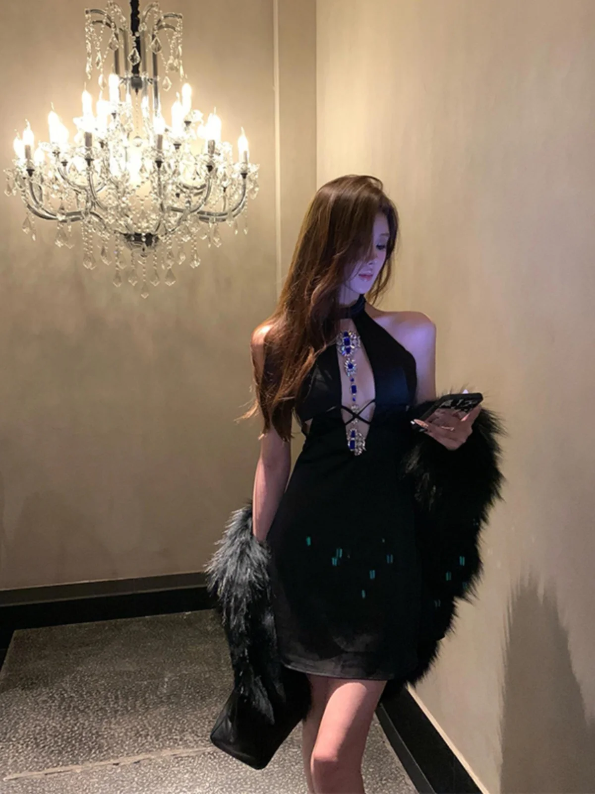 24ss/черное платье с висячим вырезом короткое сексуальное Gyaru Sle 2024 новая юбка на