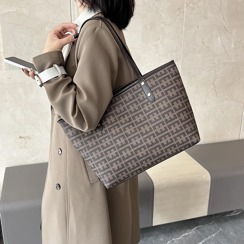 New Women Casual Handbags Superior Quality Fashion Vintage Women Shoulder Bag Large Capacity Premium Korean Female Shoulder Bag